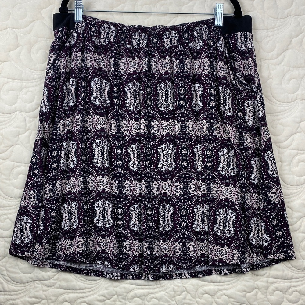 Reitmans Skirt Purple Paisley Elastic Waist Size 16